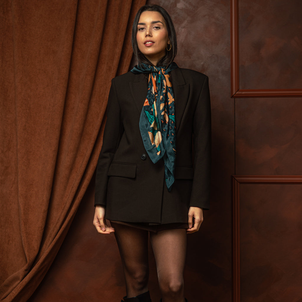 Carré 90x90 PANTHERE SABLE