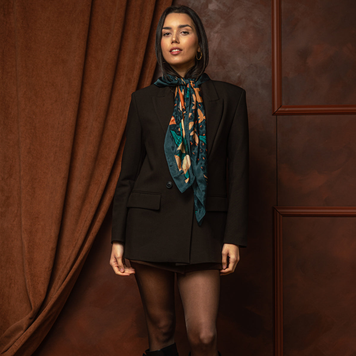 Carré 90x90 PANTHERE SABLE