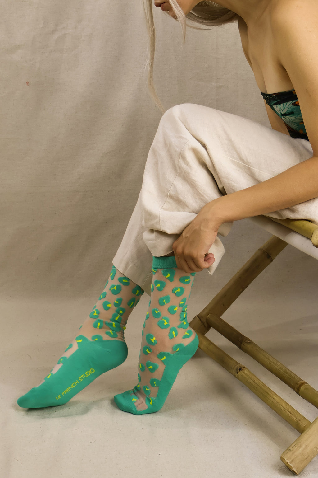 Chaussettes transparentes motif leopard en taille unique LAGON
